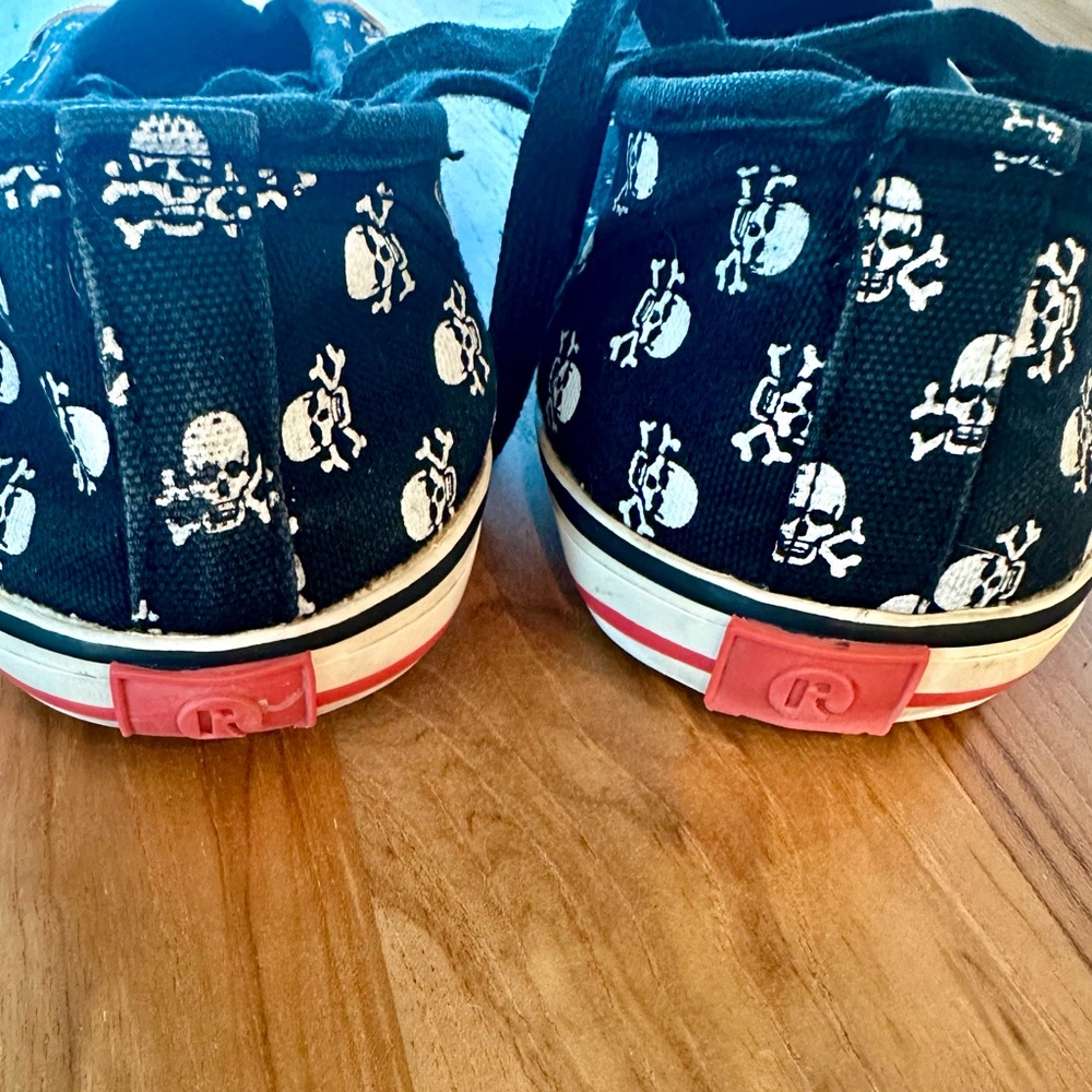 Super Rare Report Lace-Up Skull Y2K Sneakers - Picture 12 of 16